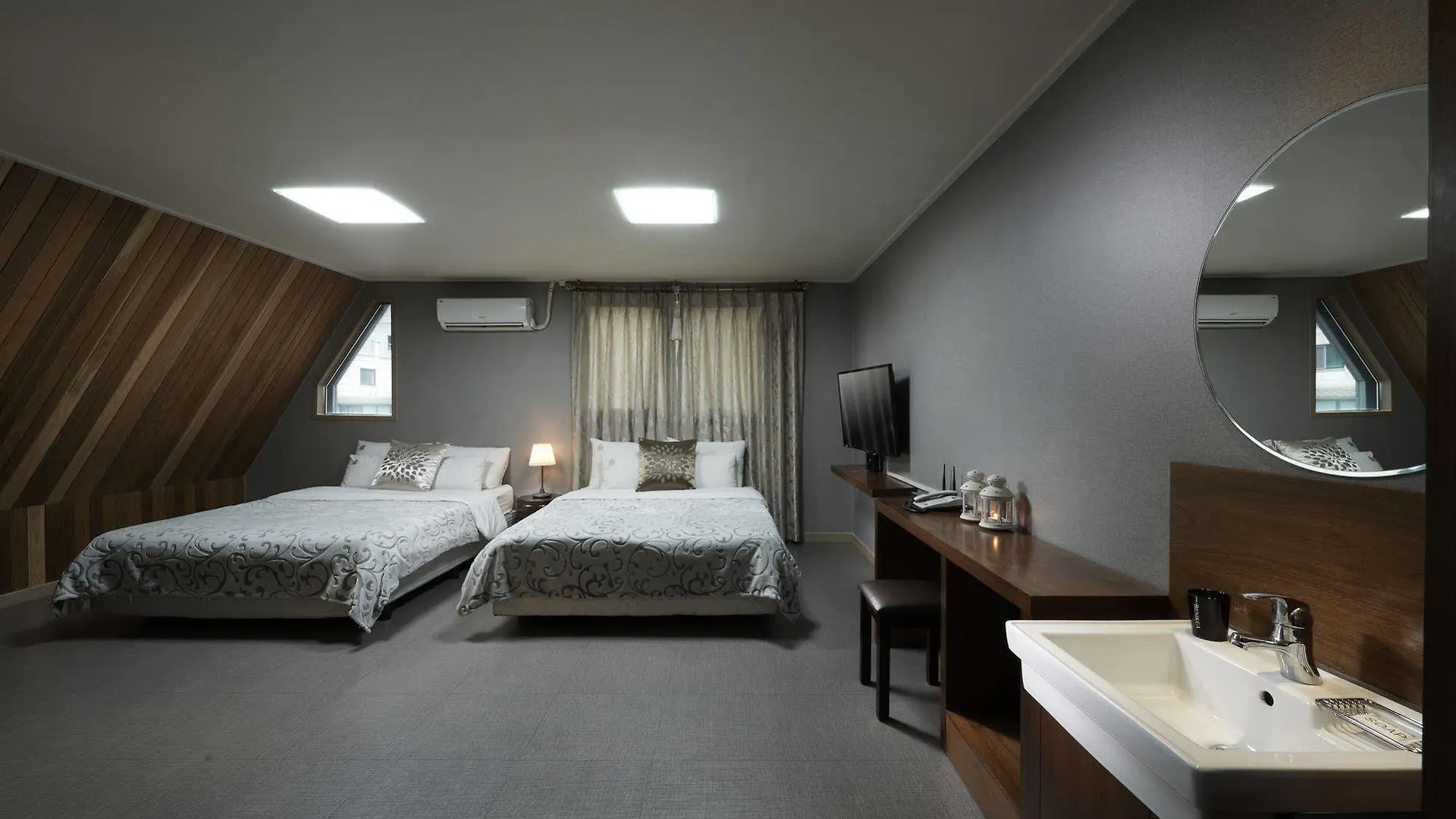 Benikea Seoul Tourist Hotel