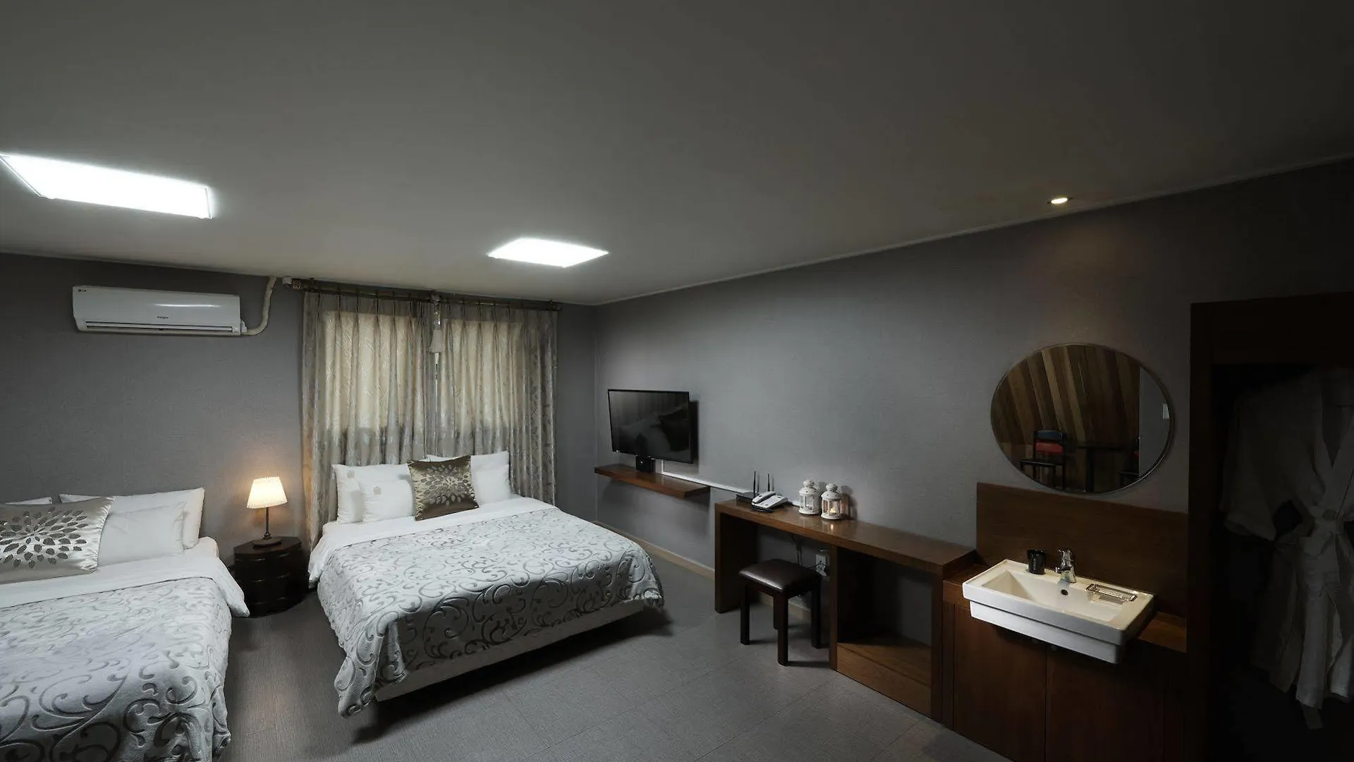 Benikea Seoul Tourist Hotel 3*,